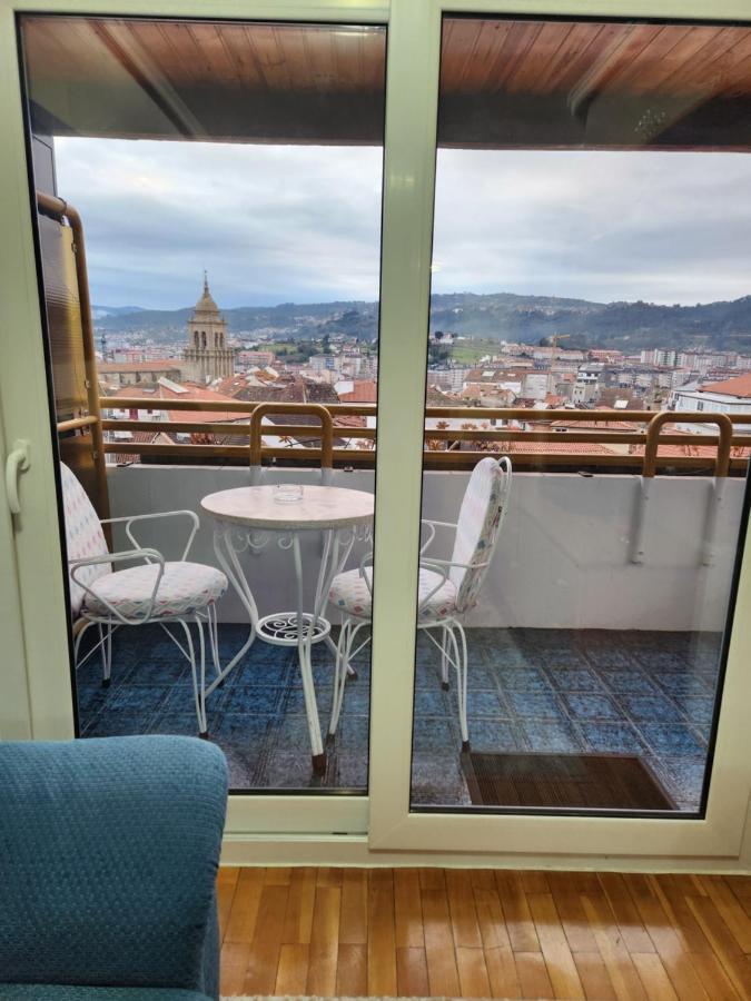 Estudio con vistas a la ciudad Ourense Exterior foto